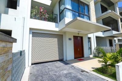 Cửa cuốn khe thoáng Oustdoor