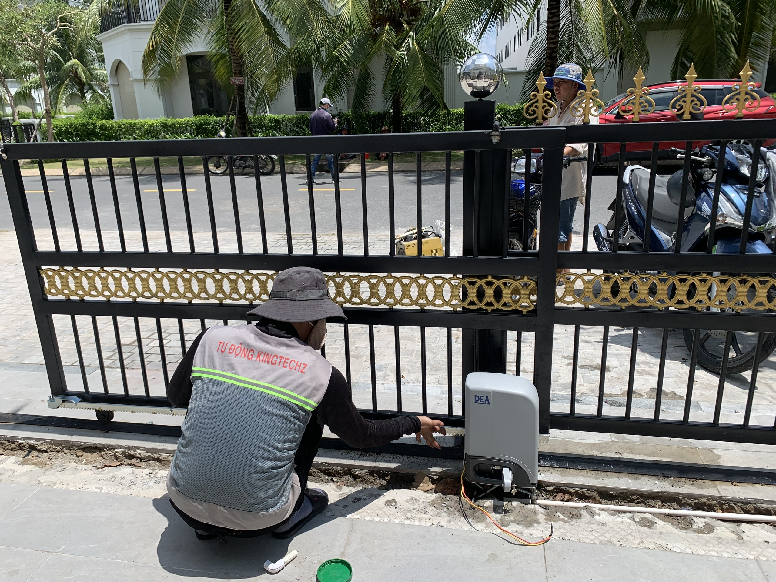 cổng lùa DEA 600kg