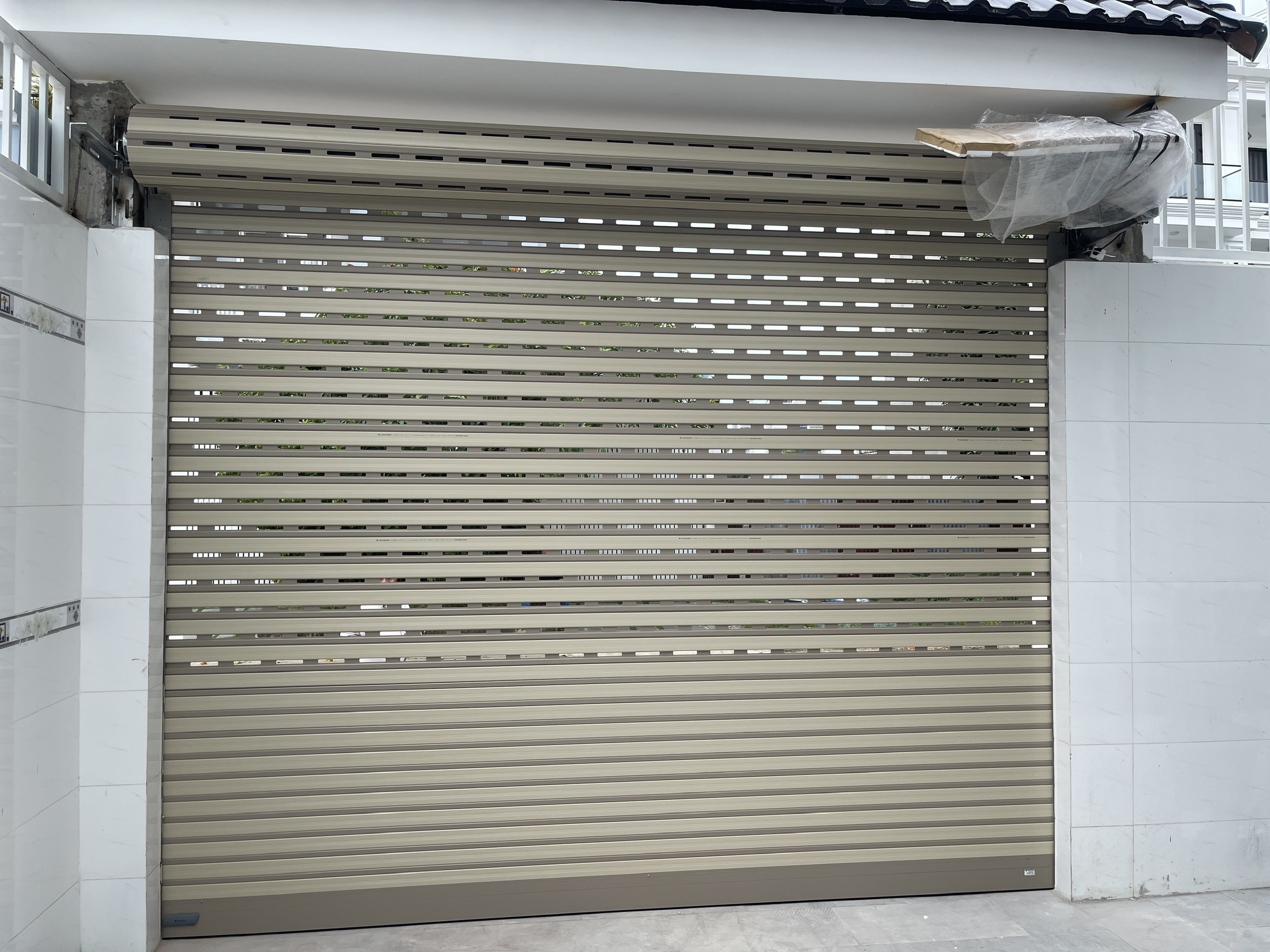 Cửa cuốn Combo C70 Austdoor tại quận 9
